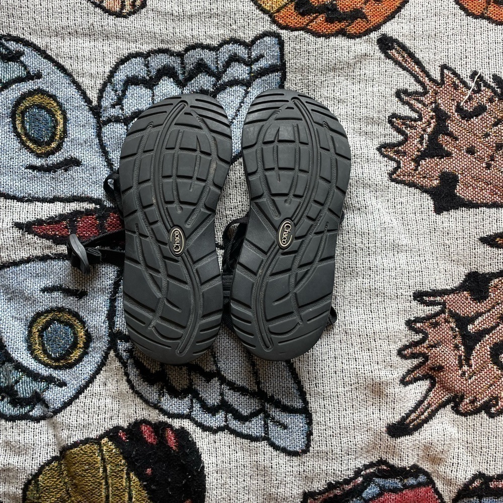 chacos - Picture 2 of 3